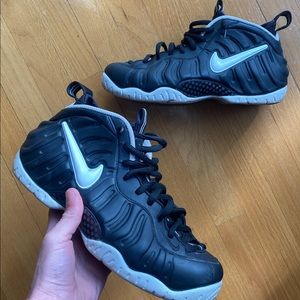 Nike Air Foamposite Pro Dr. Doom 2016 Size 9.5 Used Rare Black White Basketball